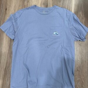 Men’s vineyard vines tshirt